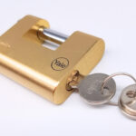 Candado Yale 114 Bronce Jumbo 60mm